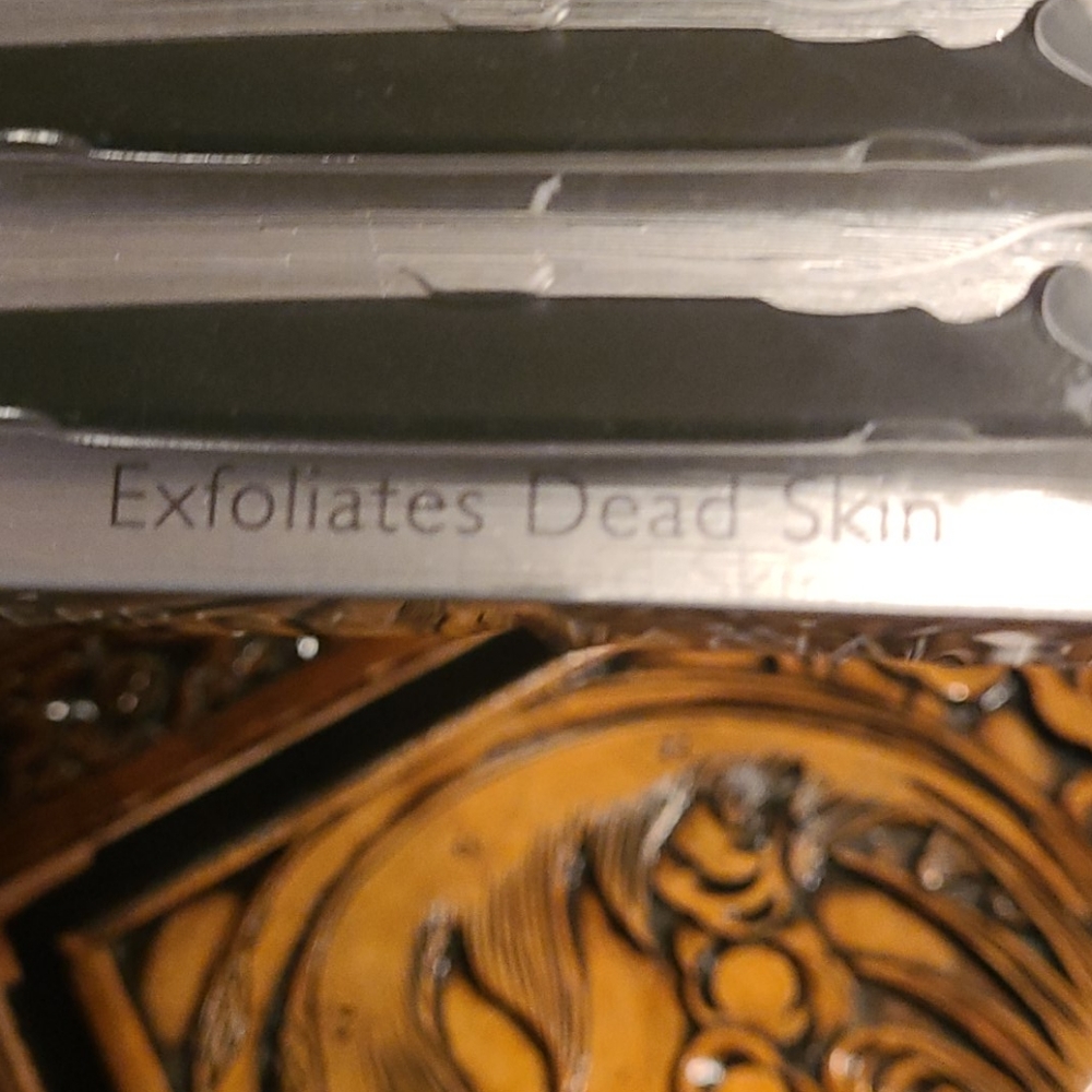 Eyebrow & Facial Razors - Picture 3 of 5